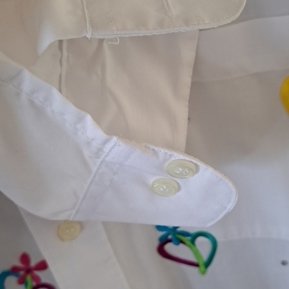 Mili Designs Women's Large White Long Sleeve Button Up Shirt Embroidered Floral - Picture 8 of 16